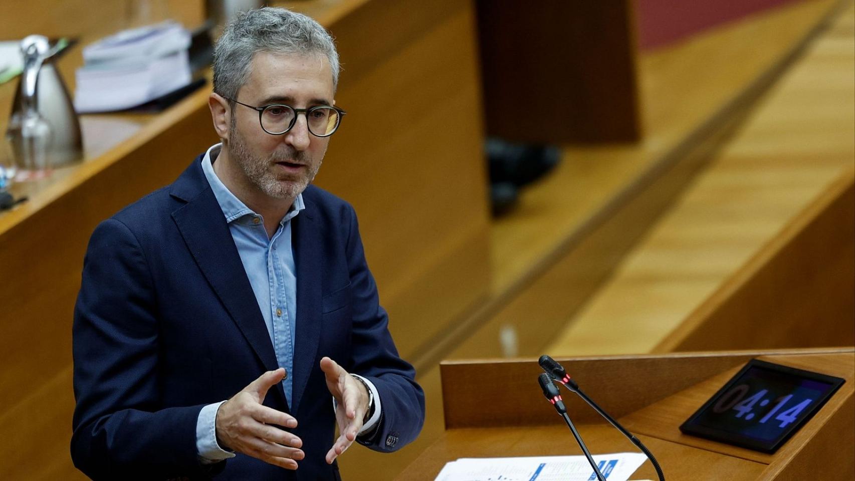 Arcadi España García, ministro de Hacienda de España