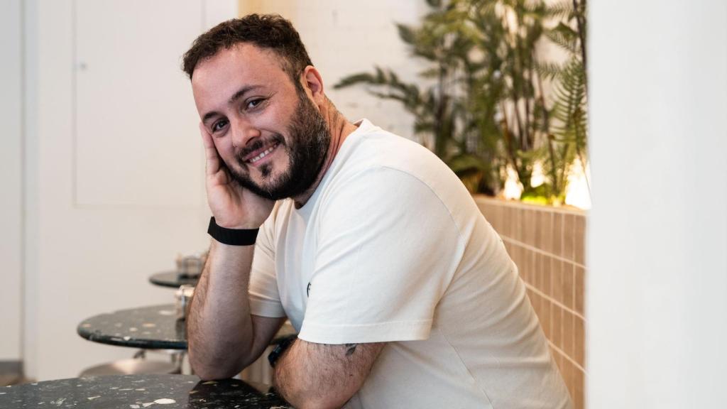 Jon García, dueño de Jon Cake, obrador de tartas de queso