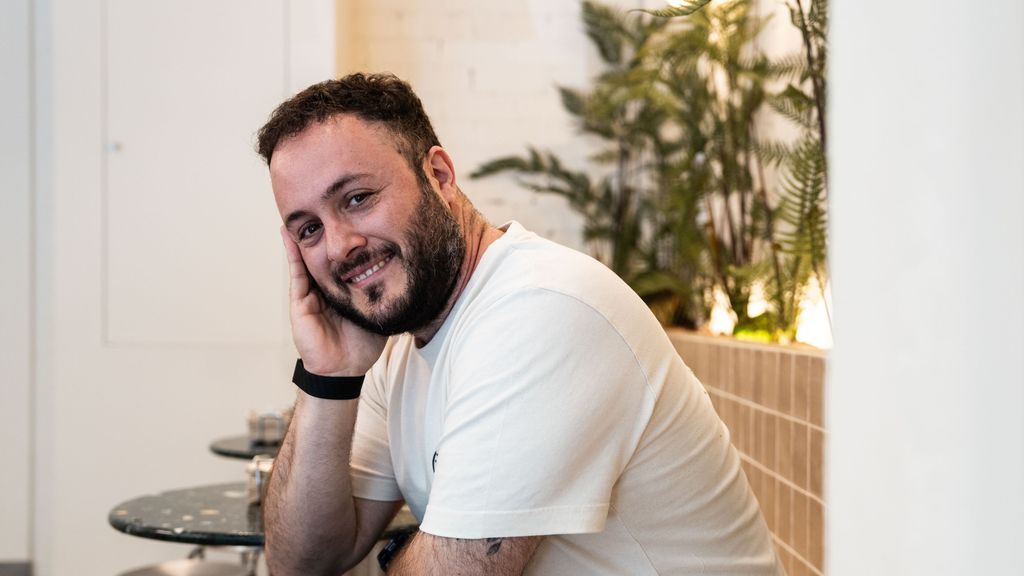 Jon García, propietari de Jon Cake, obrador de pastissos de formatge