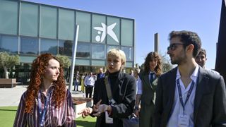 Suport a la Ciència: Fundació "la Caixa" crea 100 noves beques