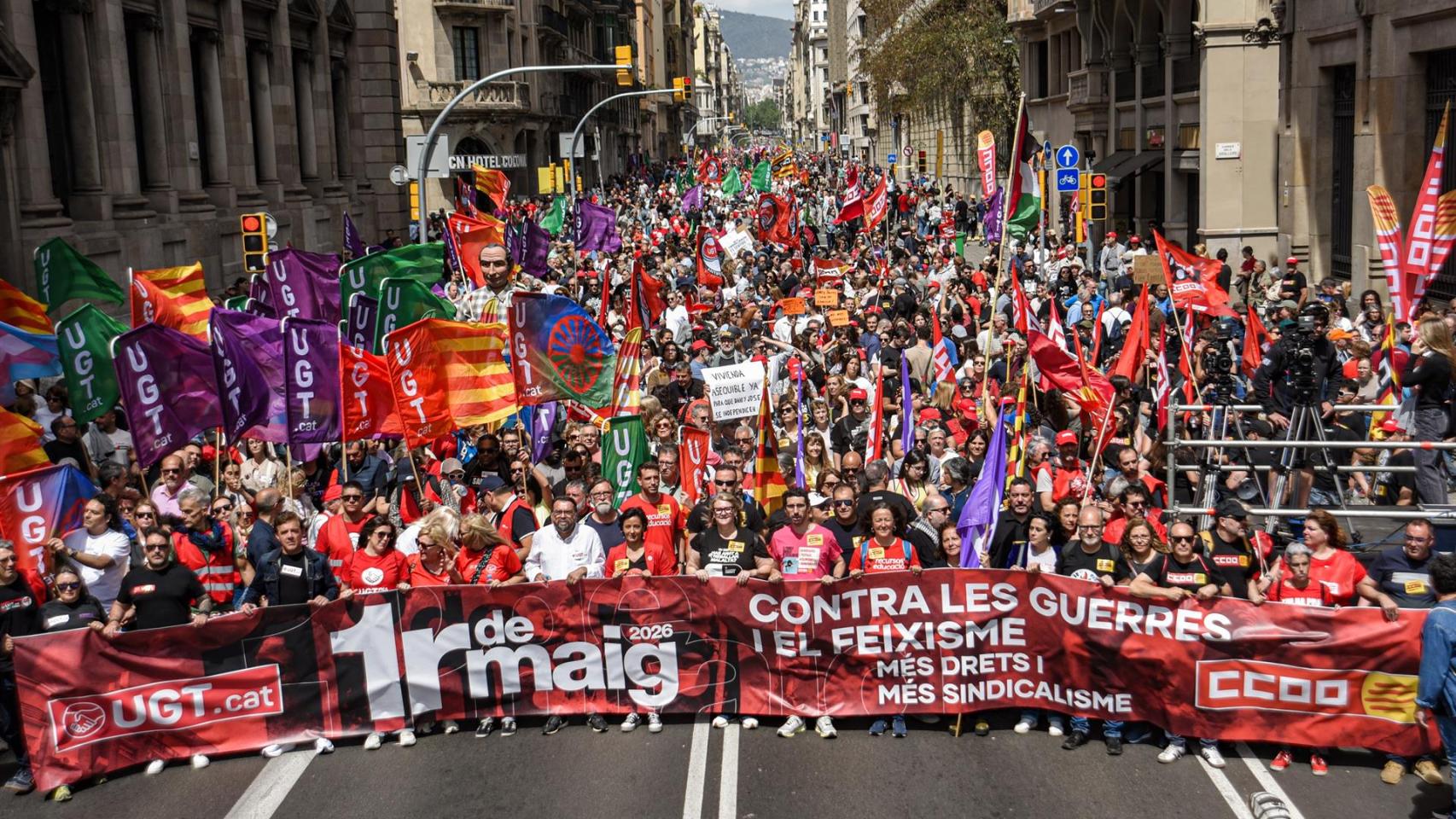 La manifestación de la UGT y CC.OO. en Barcelona por el 1 de mayo de 2026
