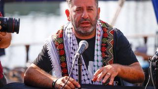El Govern exigeix a Israel que alliberi l'activista de Barcelona detingut a la flotilla acusat de finançar Hamàs