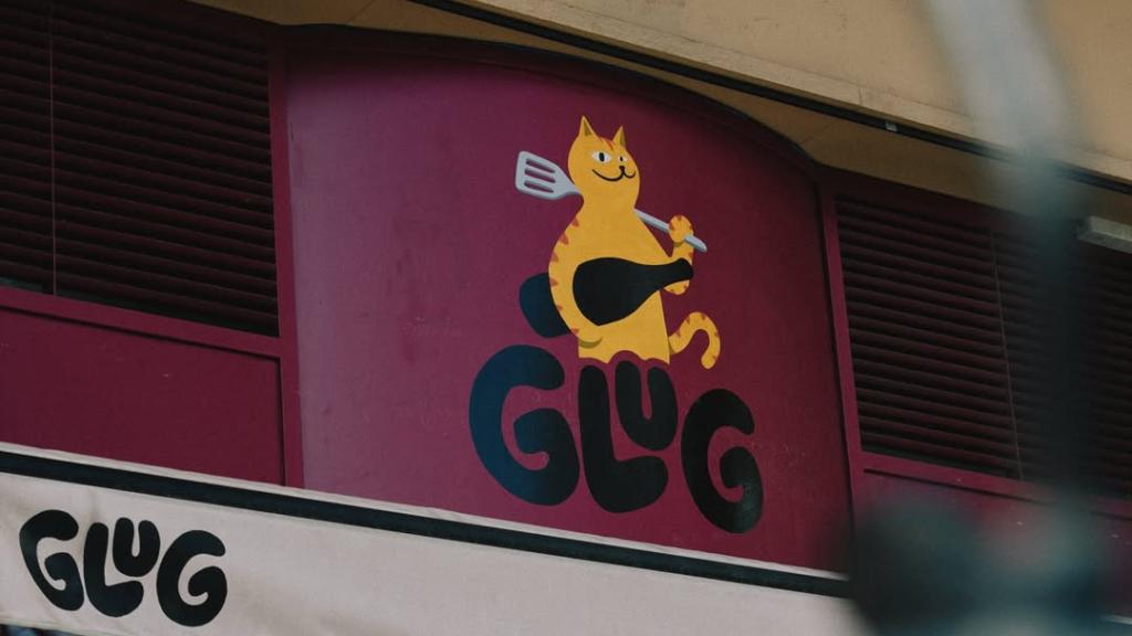 Puerta del restaurante Glug en una imagen de archivo 