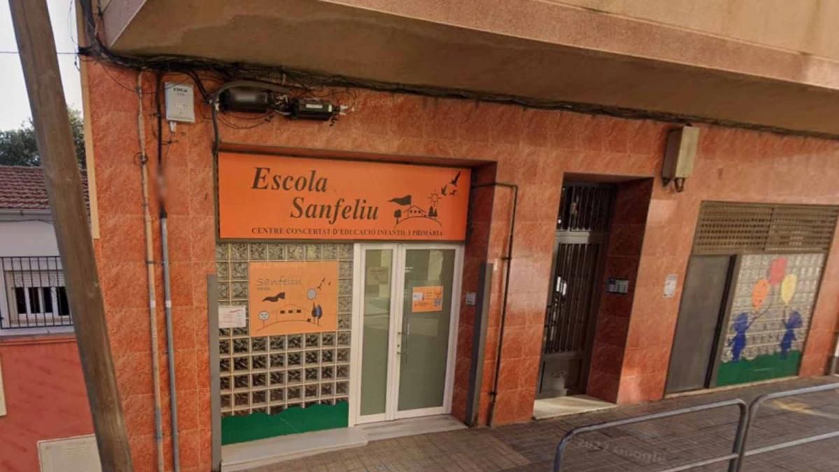 Exterior de la Escola Sanfeliu de L’Hospitalet de Llobregat