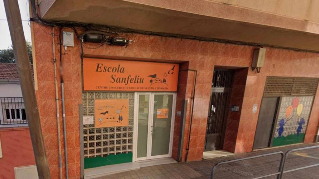 Exterior de la Escola Sanfeliu de L’Hospitalet de Llobregat