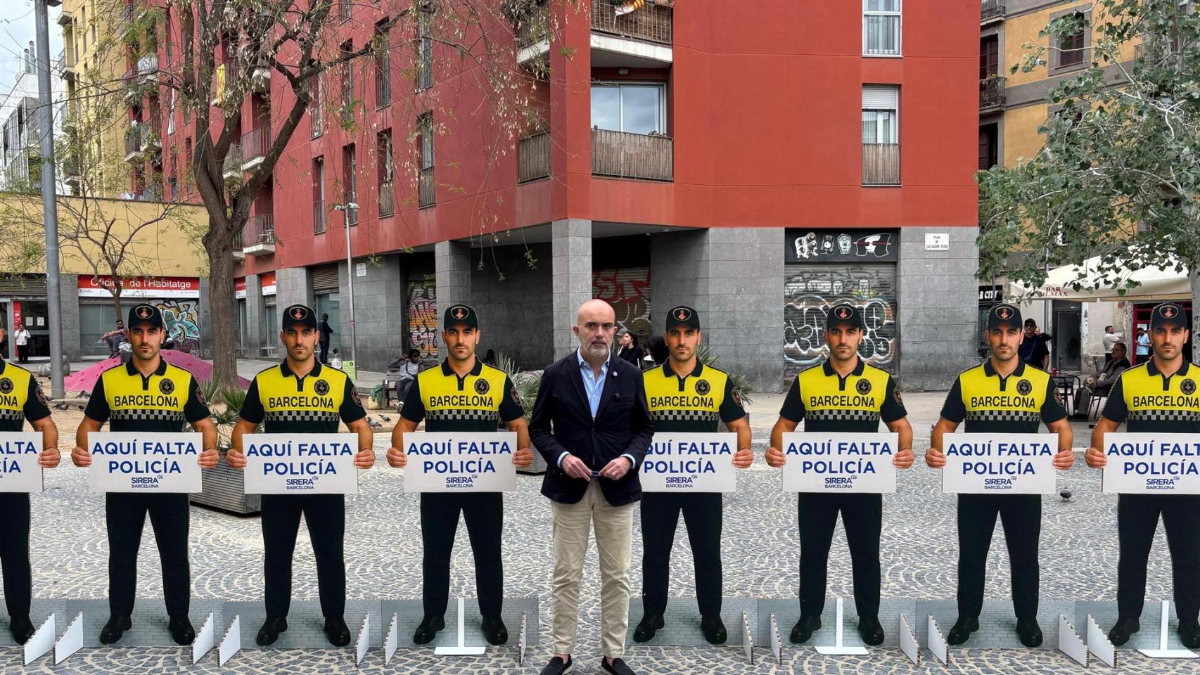 Sirera (PP) presenta al campaña 'Calles seguras' en el Raval de Barcelona