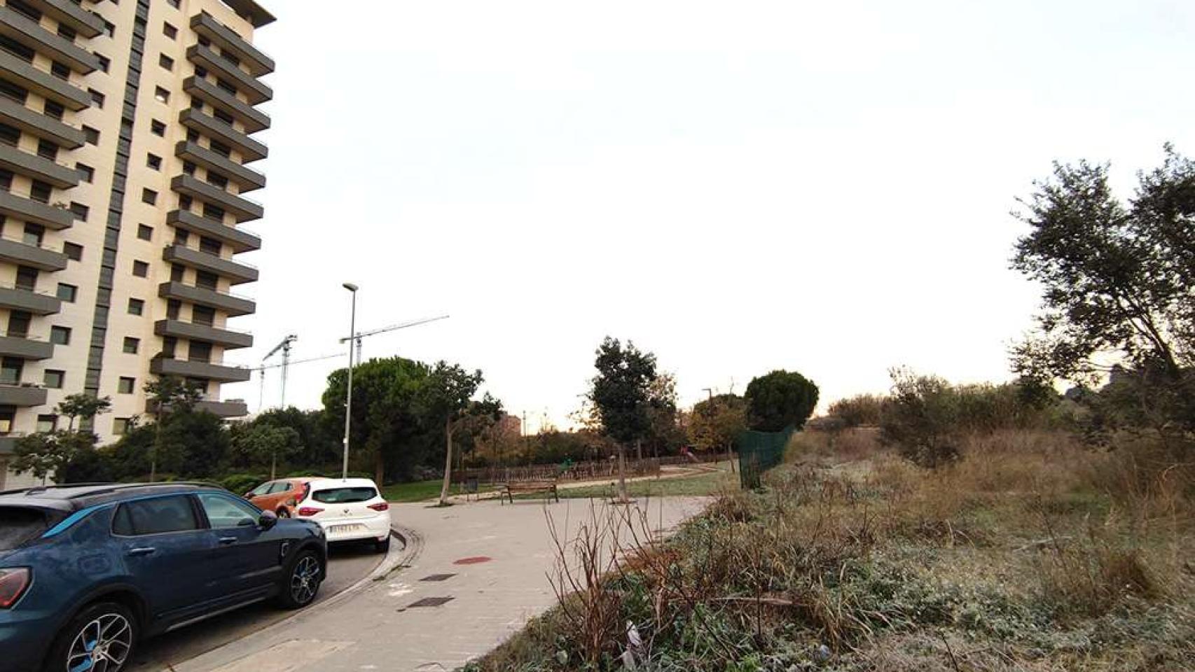 Terrenos donde debe ubicarse la futura residencia para mayores de Montcada