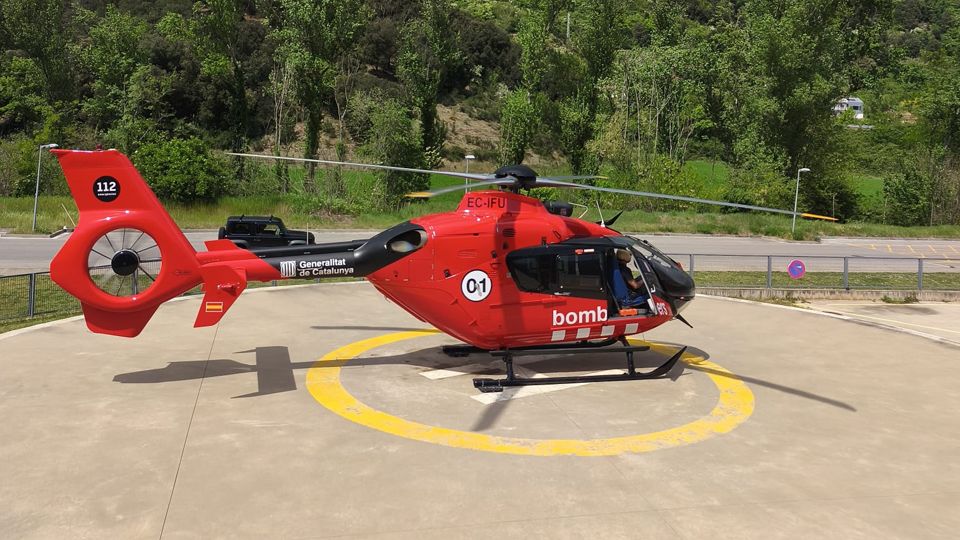 L'helicòpter EC-IFU de la Generalitat que s'ha posat en servei a Olot
