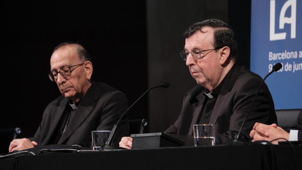 Enric Puig, SJ, coordinador diocesà de la visita apostòlica durant la roda de premsa a la Sagrada Família