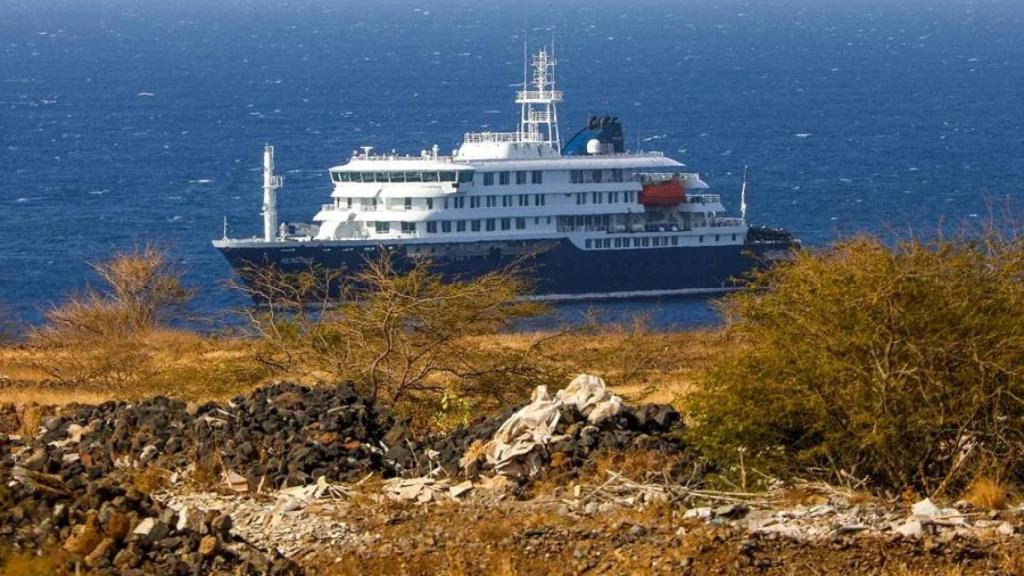 El crucero afectado con hantavirus