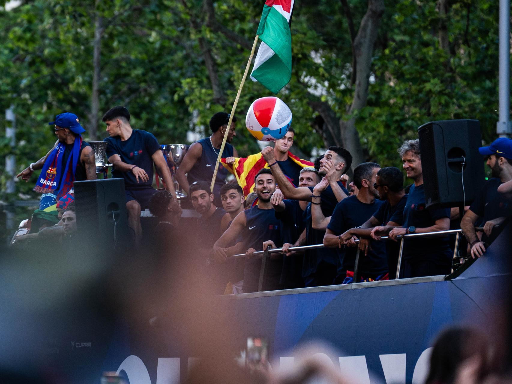 Así ha celebrado el Barça su 29º título de La Liga: una gran fiesta por Barcelona