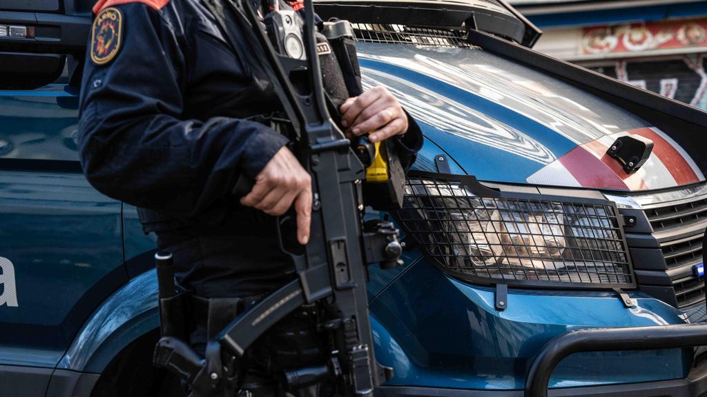 Un fusil de asalto de los Mossos d'Esquadra en una imagen de archivo durante un operativo 
