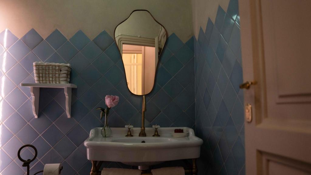Un dels banys de la tercera planta de la Casa Batlló