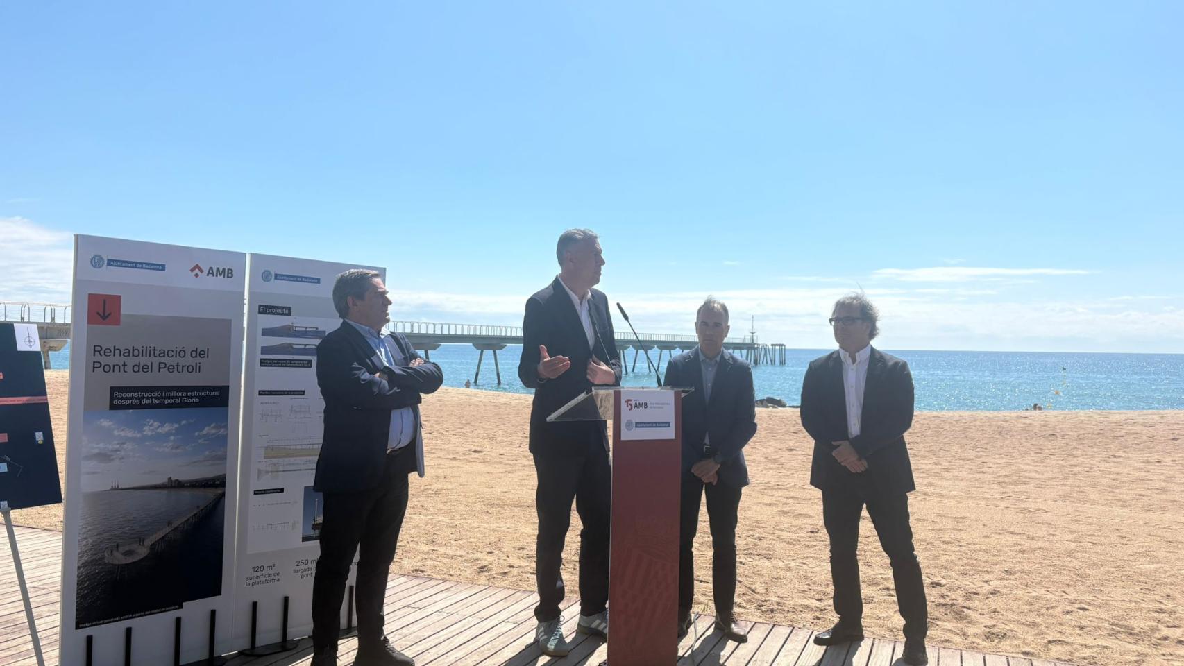 Rueda de prensa sobre las obras del Pont del Petroli de Badalona, este miércoles