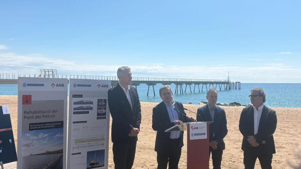 Roda de premsa sobre les obres del Pont del Petroli de Badalona, aquest dimecres