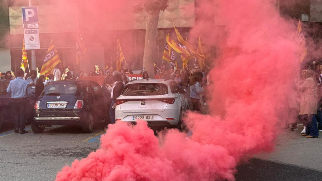 Concentració dels treballadors de Tecnotramit