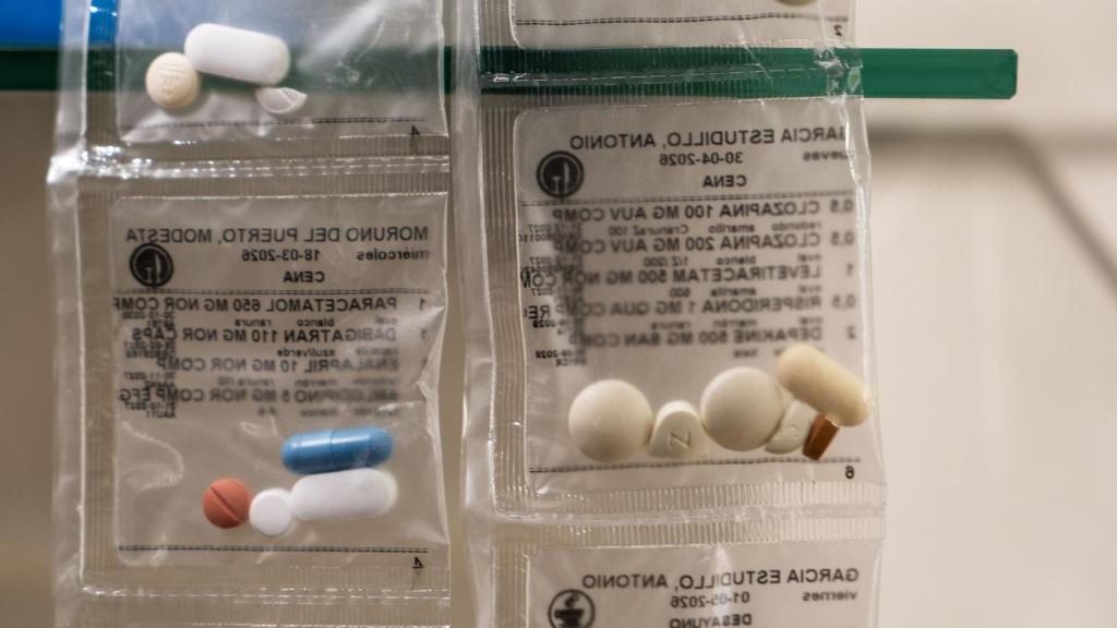 Sobres de pastillas de la Farmacia Plaça de la Vila