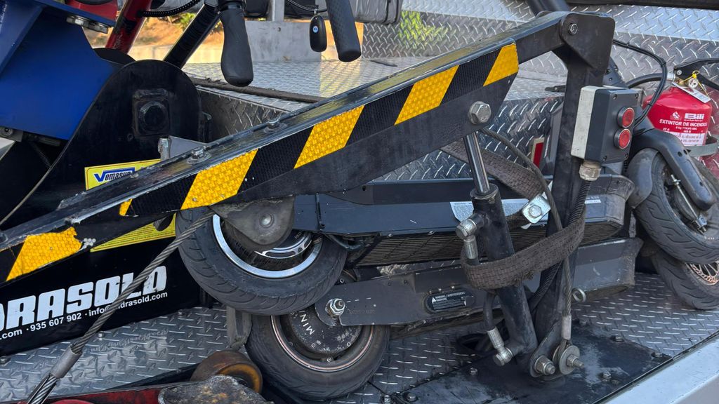 Patinets retirats a L'Hospitalet durant l'operatiu