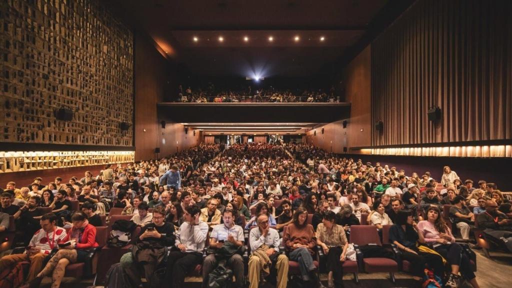 Espectadores en una sesión del DocsBarcelona 2026