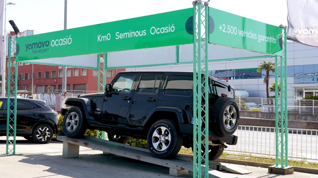 Vehículo de ocasión en un concesionario de Yomovo