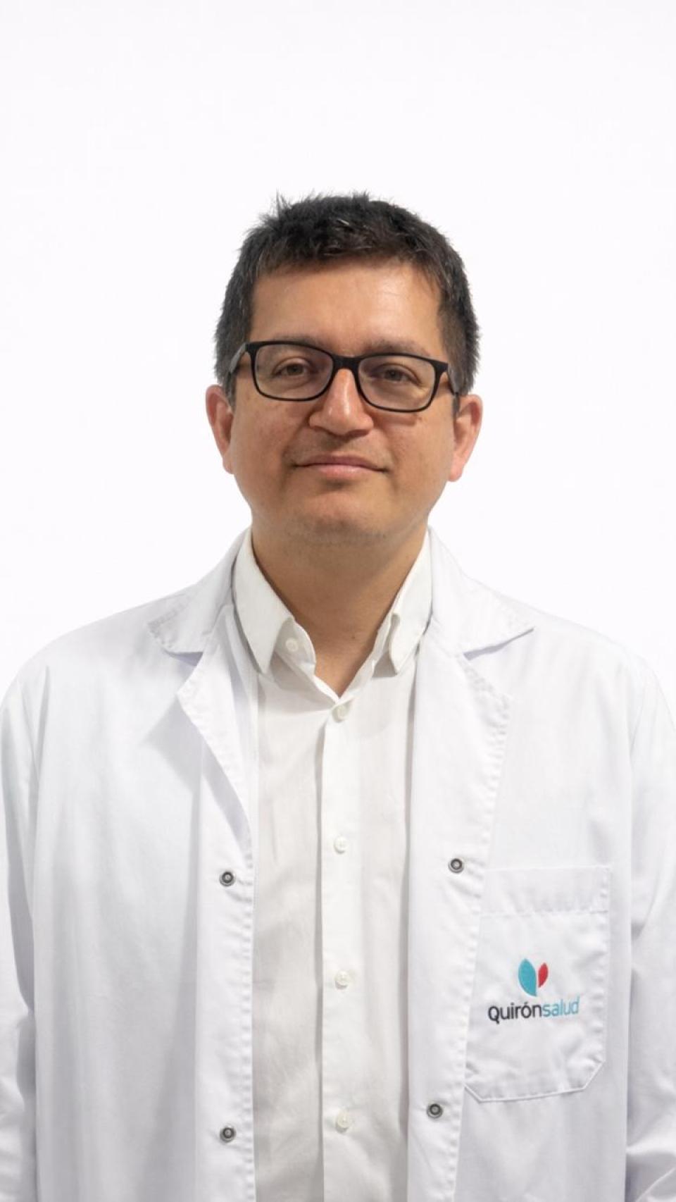 Wálter Huaman, jefe del Servicio de Aparato Digestivo del Hospital Universitari General de Catalunya
