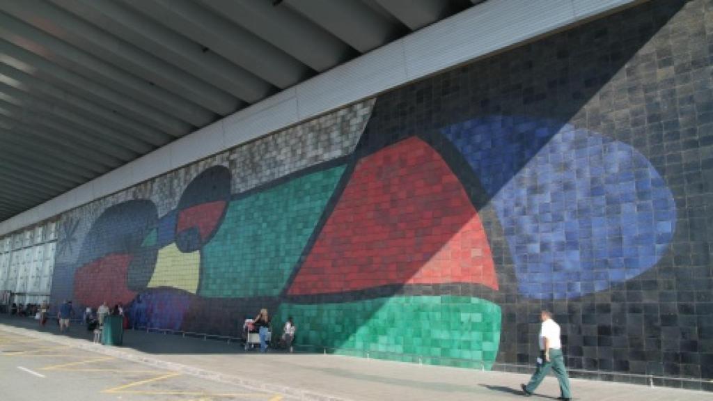 Mural de Miró del Aeropuerto Josep Tarradellas Barcelona-El Prat