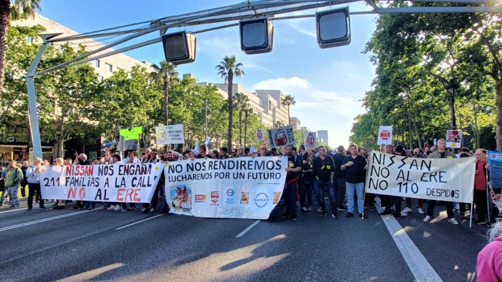 Trabajadores de Nissan se manifiestan contra el ERE en Barcelona