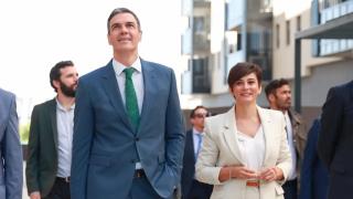 El presidente del Gobierno, Pedro Sánchez, y la ministra de Vivienda, Isabel Rodríguez / Europa Press