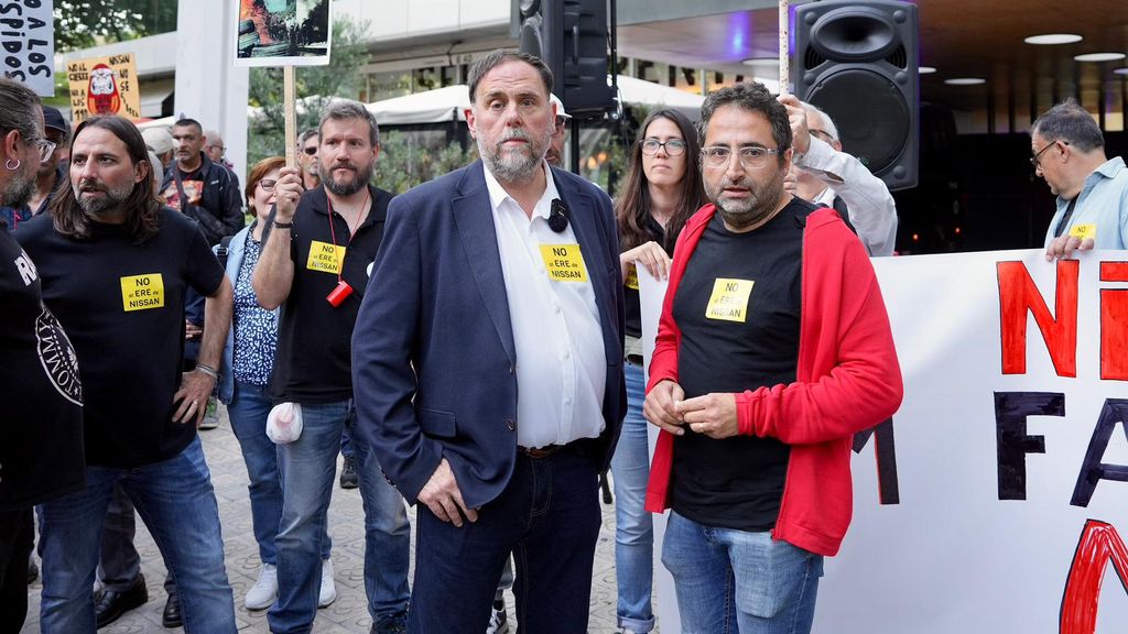 Oriol Junqueras participant a la manifestació contra l'ERO de Nissan