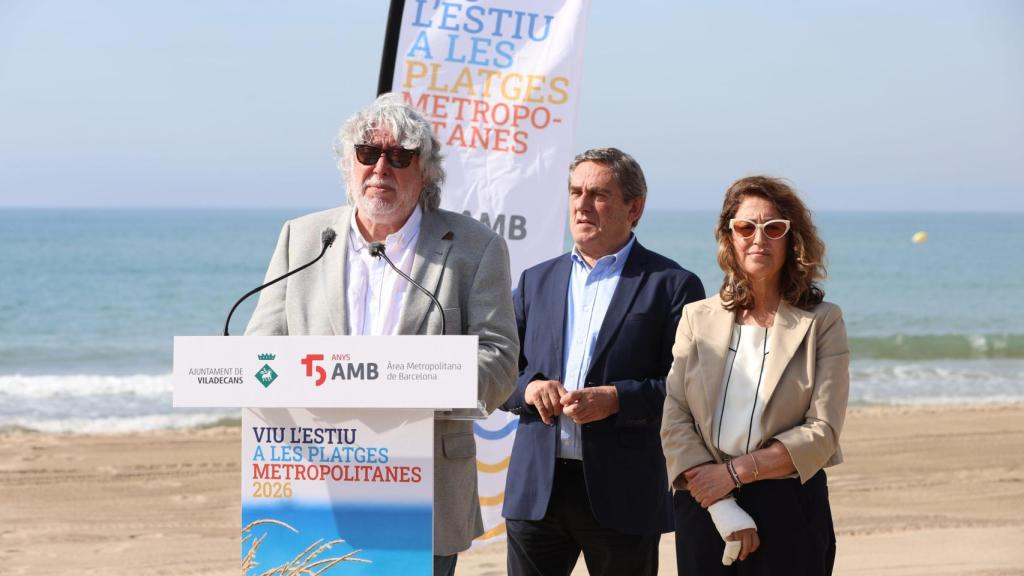 El vicepresident executiu de l'AMB, Antonio Balmón, el gerent de l'organisme, Ramon Torra, i l'alcaldessa de Viladecans, Olga Morales