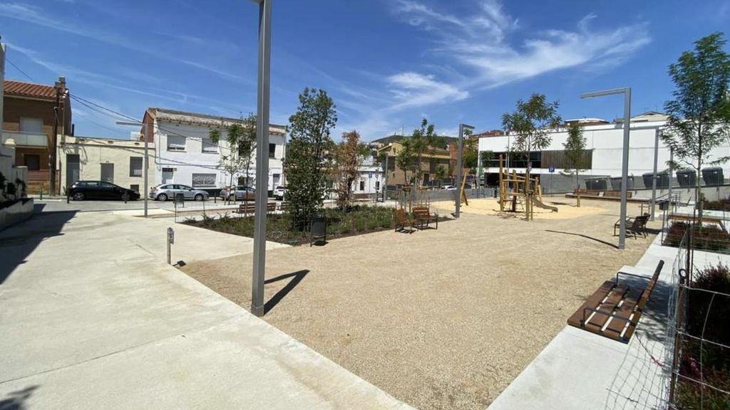La nueva plaza de Riera Alta en Santa Coloma