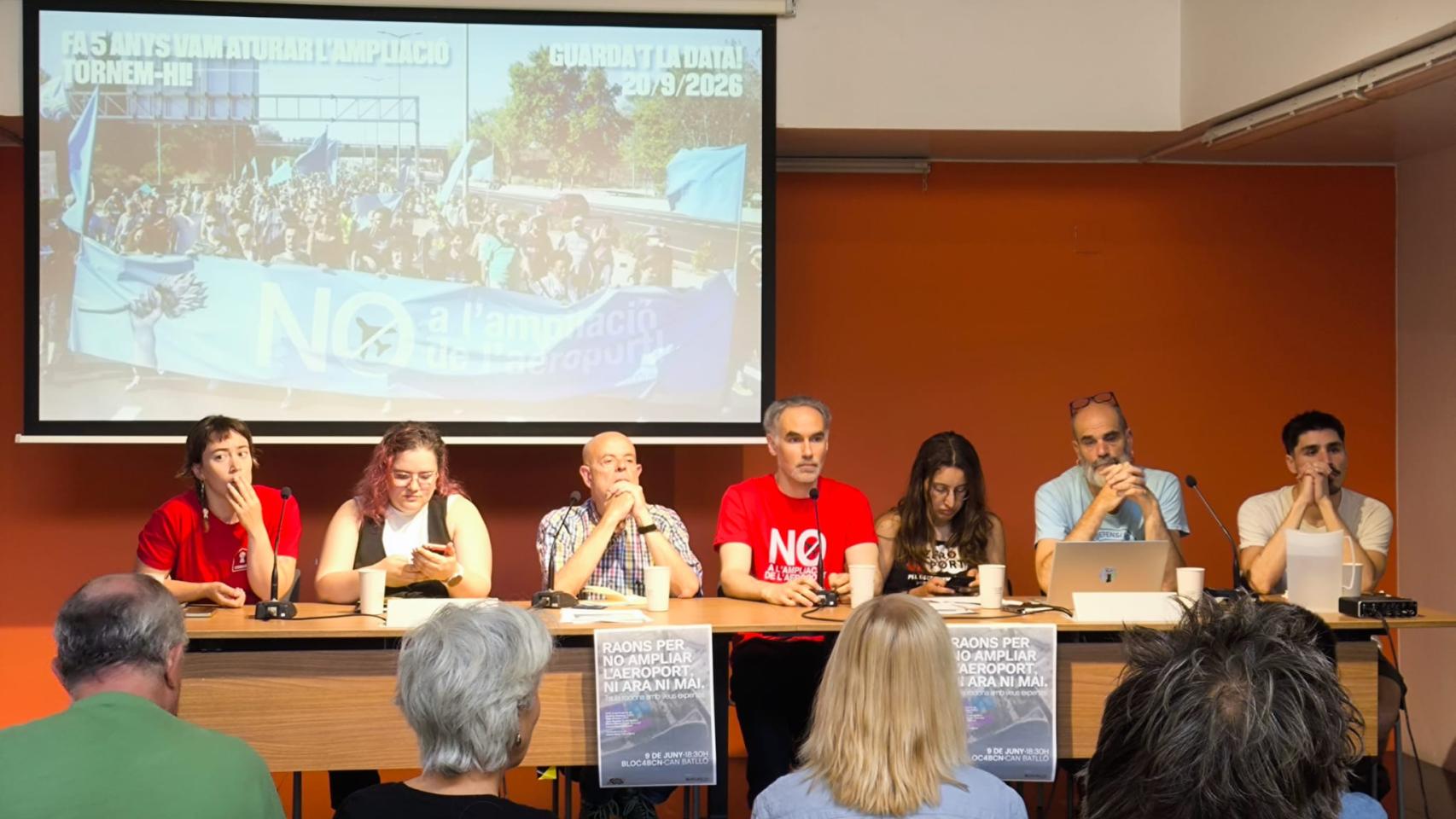 Entidades territoriales y ecologistas, durante la rueda de prensa