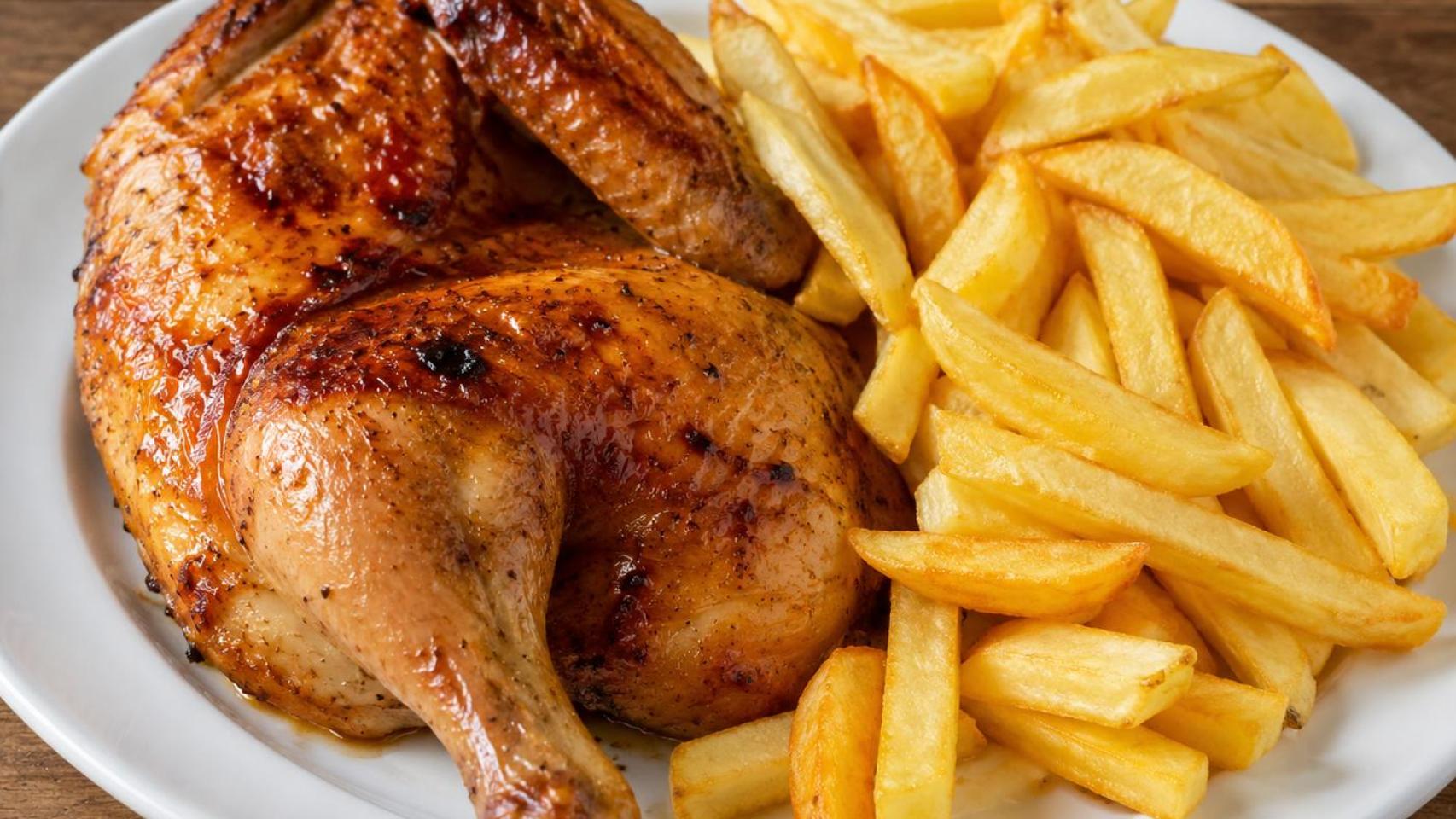 Pollo asado con patatas fritas