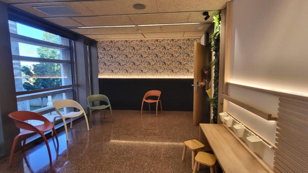 Sala de espera VioGén de los juzgados de Sabadell