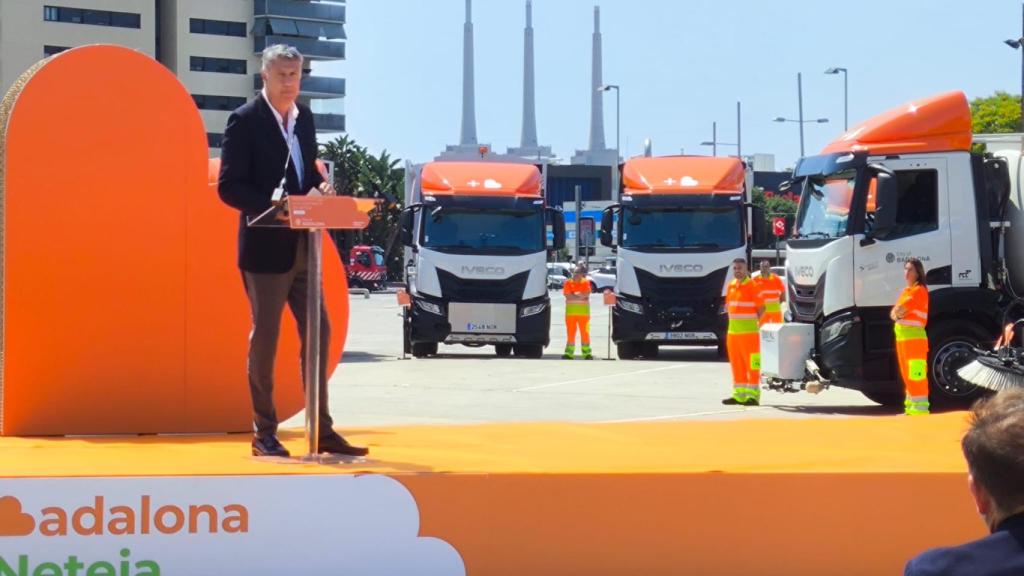 El alcalde de Badalona, Xavier García Albiol, en la presentación de la nueva contrata de limpieza