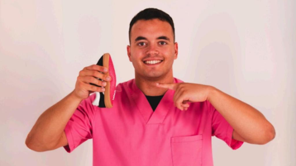Alejandro Martínez, podólogo infantil