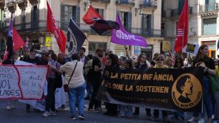 Barcelona s'enfronta a un juny tens per les vagues: el turisme i la visita del Papa, en el punt de mira