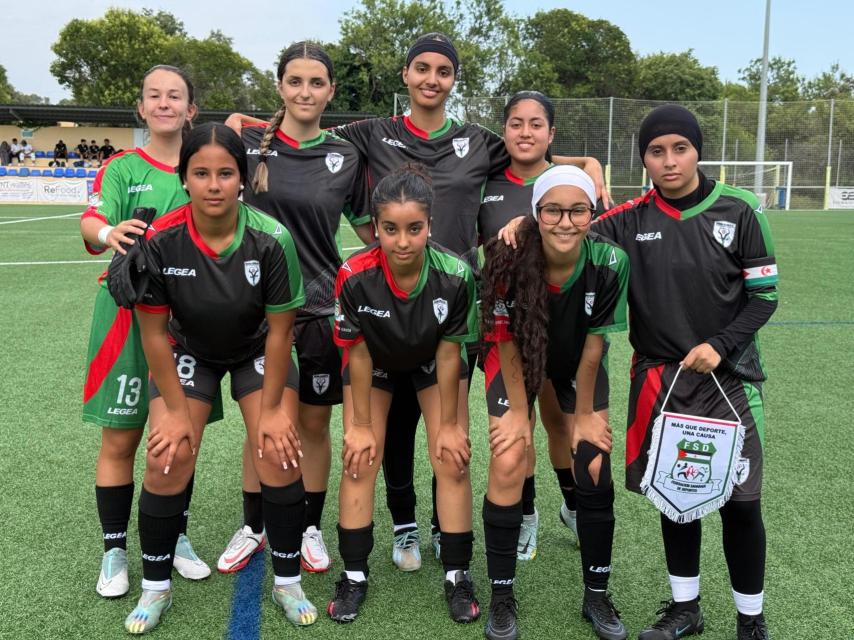 Equipo femenino de la Federación Saharaui de Deportes
