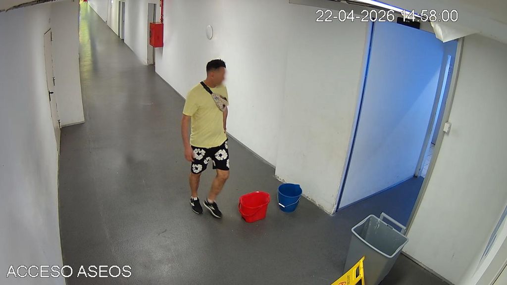 El hombre detenido por los Mossos por robar en los baños públicos de un centro comercial en Barcelona