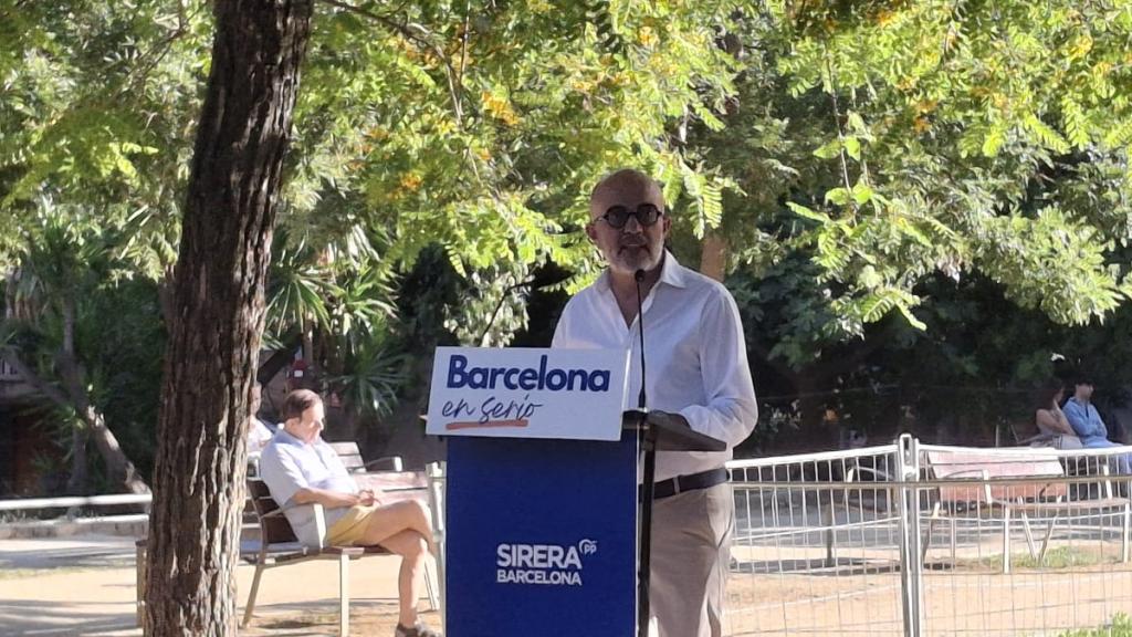 El líder del PP en Barcelona, Daniel Sirera, durante su intervención