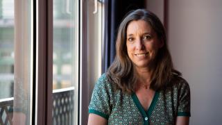 Llucia Ramis: "Barcelona es la primera influencer, prefiere gustar al de fuera antes que cuidar de sí misma"