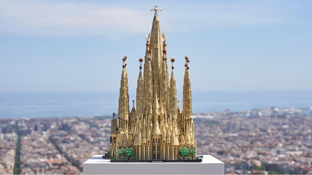El nuevo set de LEGO de la Sagrada Familia
