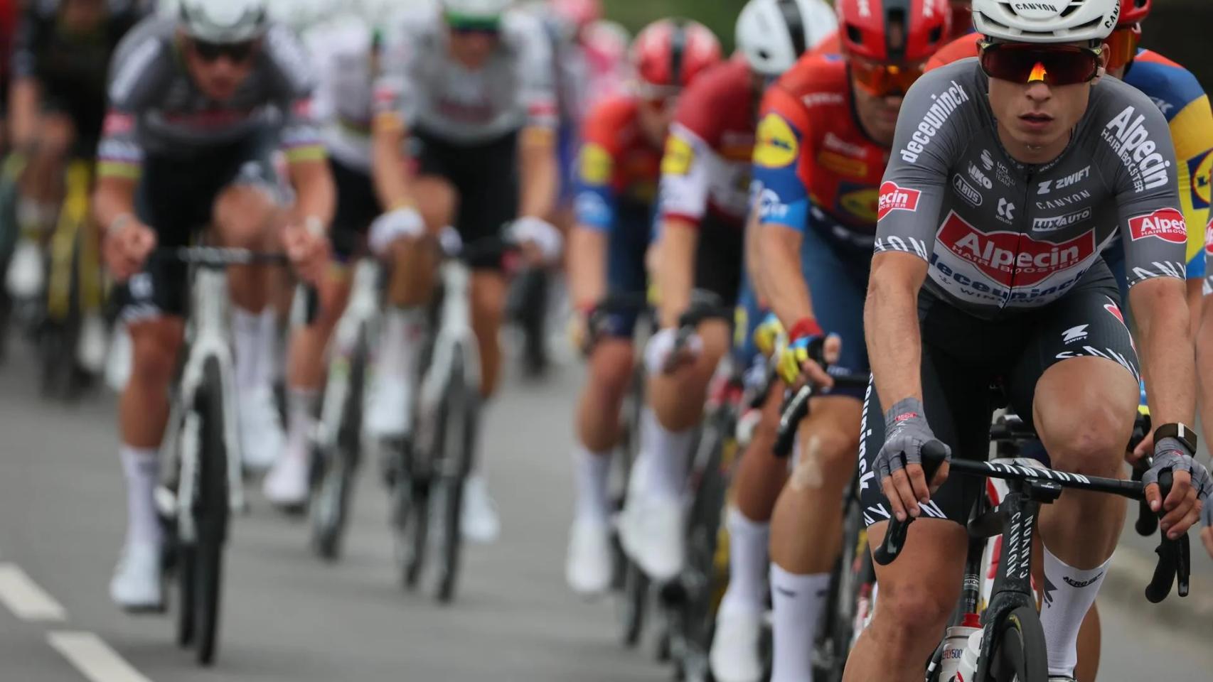 Ciclistas en una edición anterior del Tour