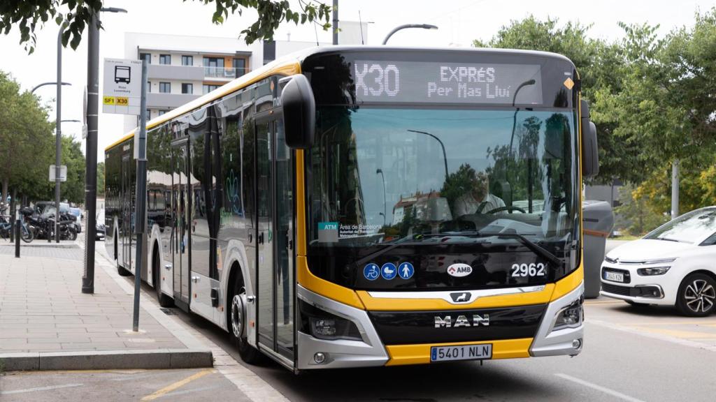 Bus X30