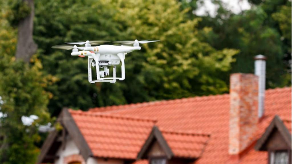 Dron de cuatro hélices