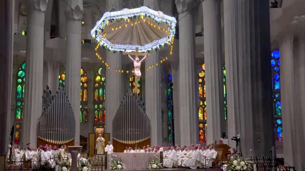 El Papa León XIV durante la misa en la torre de Jesucristo