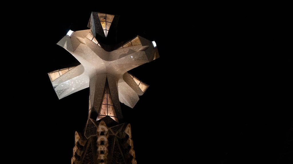 La Torre de Jesucrist il·luminada